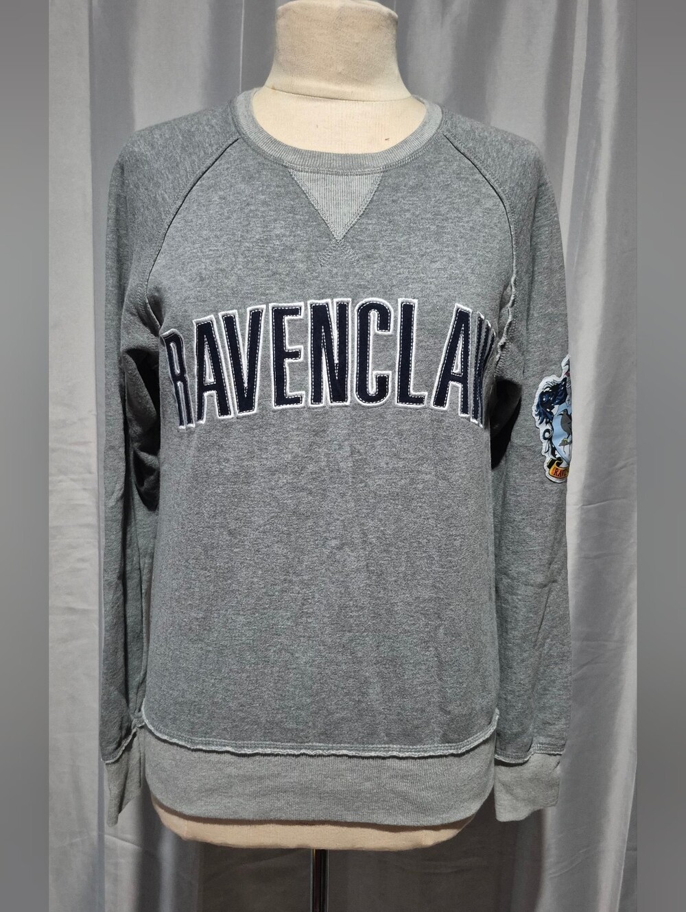 Ravenclaw Logo Gray Crewneck Sweatshirt